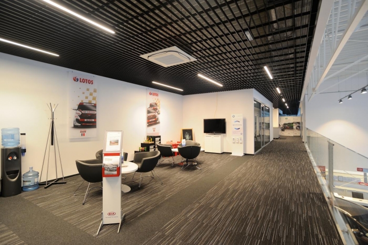 EURO-KAS salon samochodowy KIA Gliwice - zdjęcie6